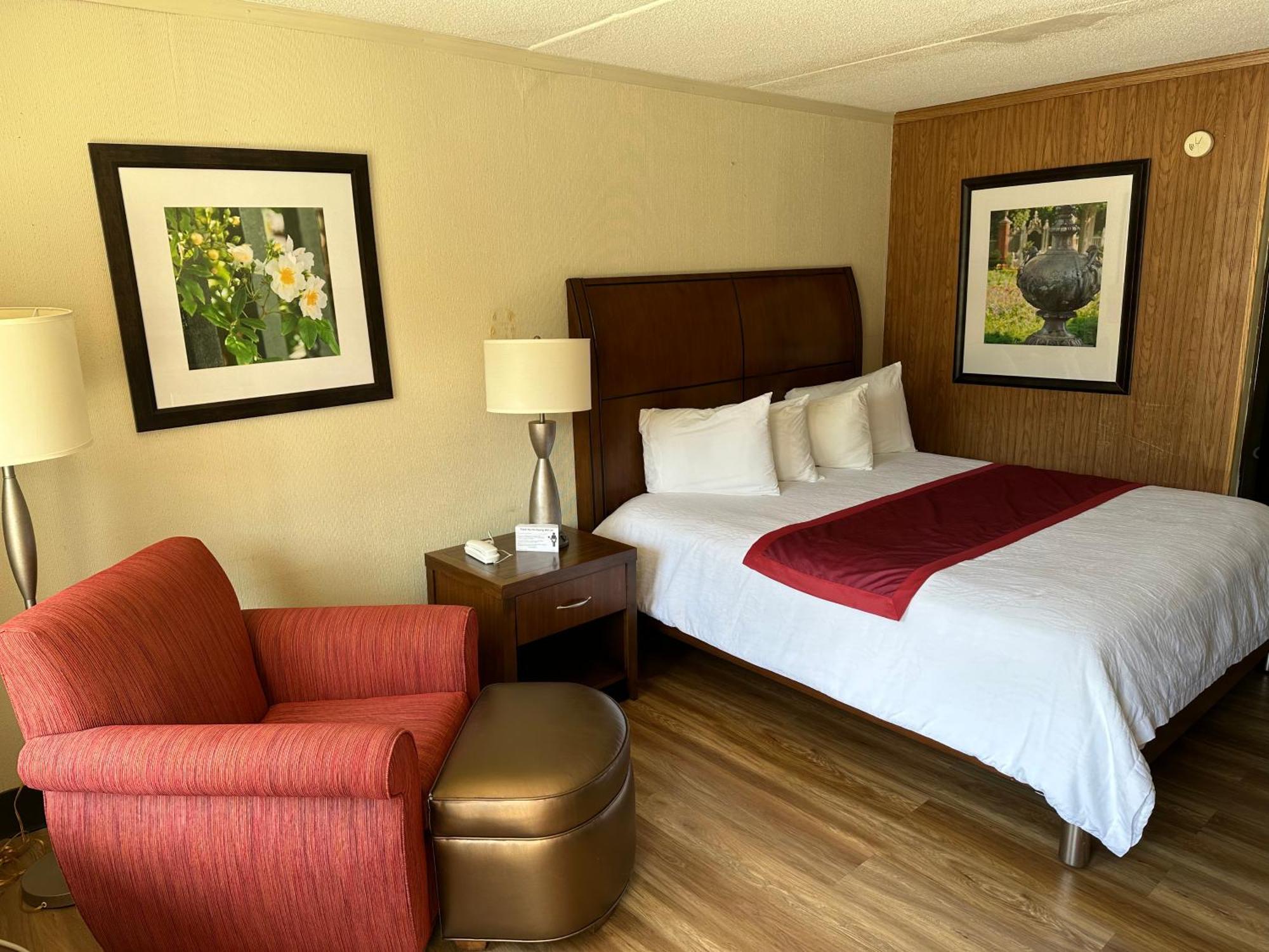פייקוויל Daniel Boone Motor Inn מראה חיצוני תמונה