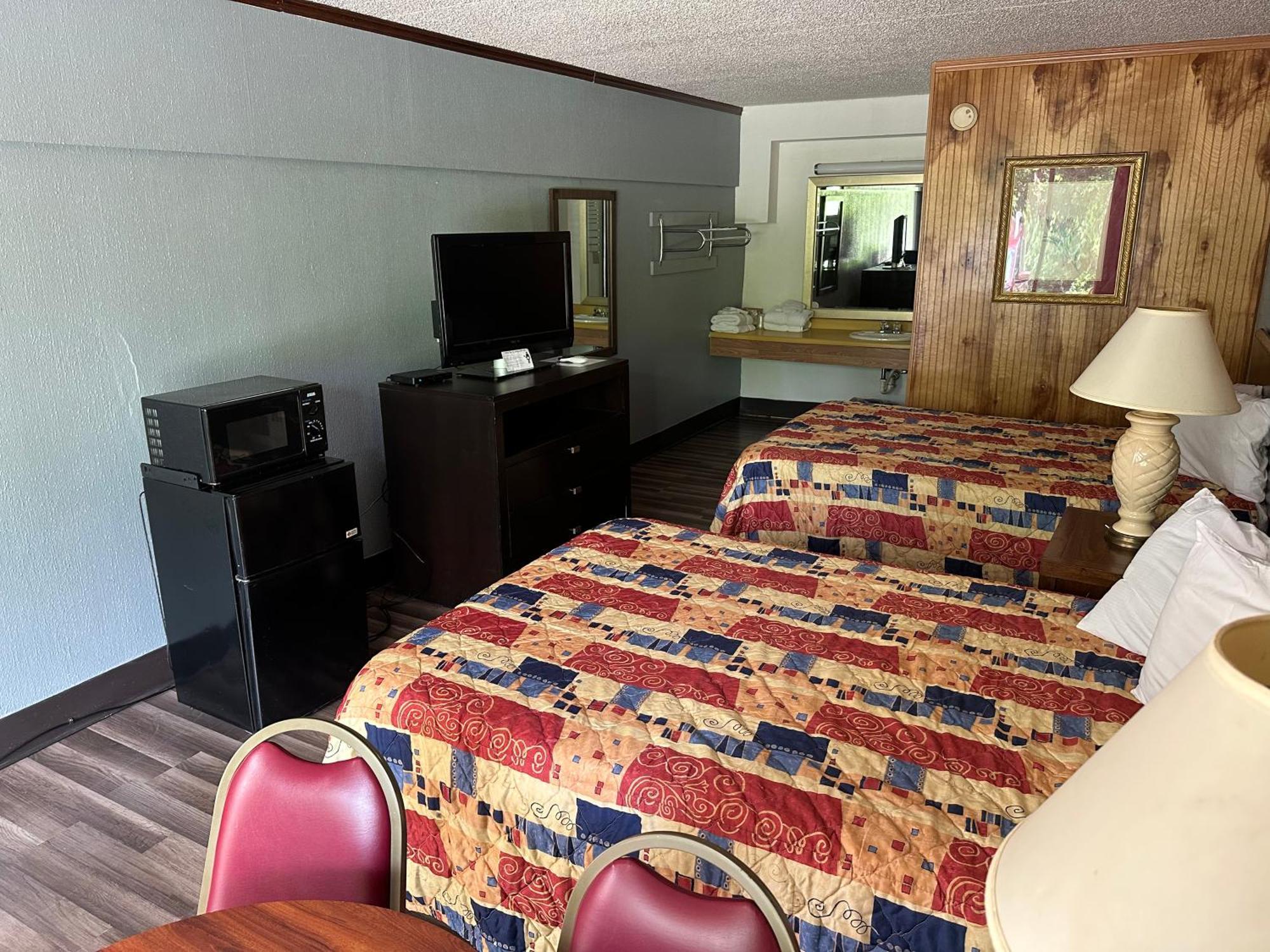 פייקוויל Daniel Boone Motor Inn מראה חיצוני תמונה