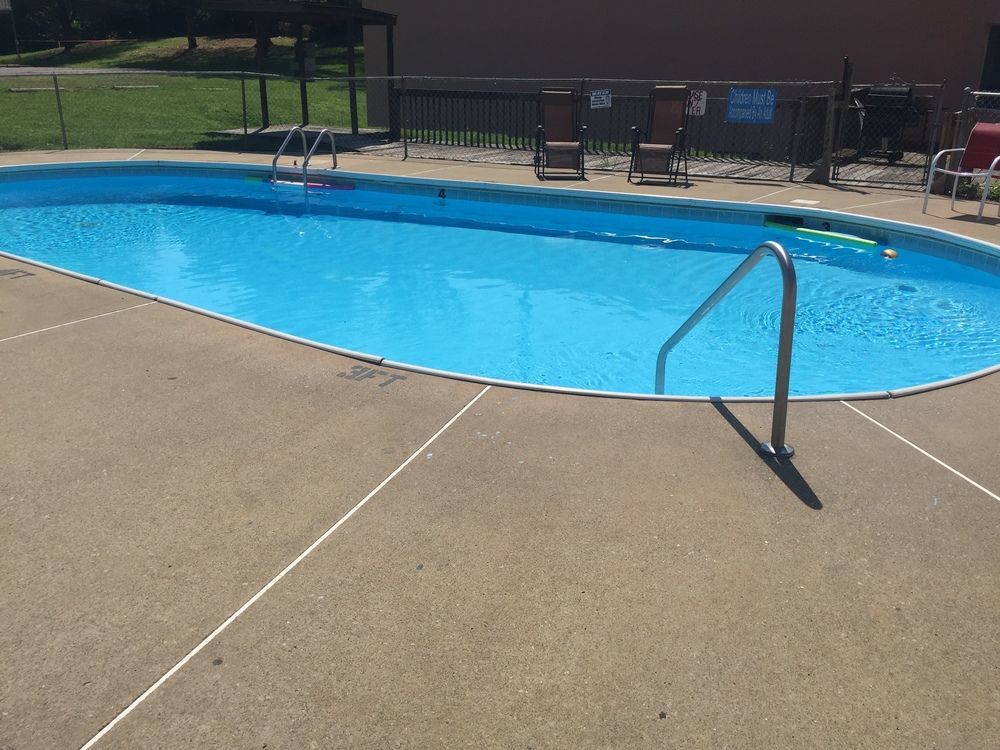 פייקוויל Daniel Boone Motor Inn מראה חיצוני תמונה
