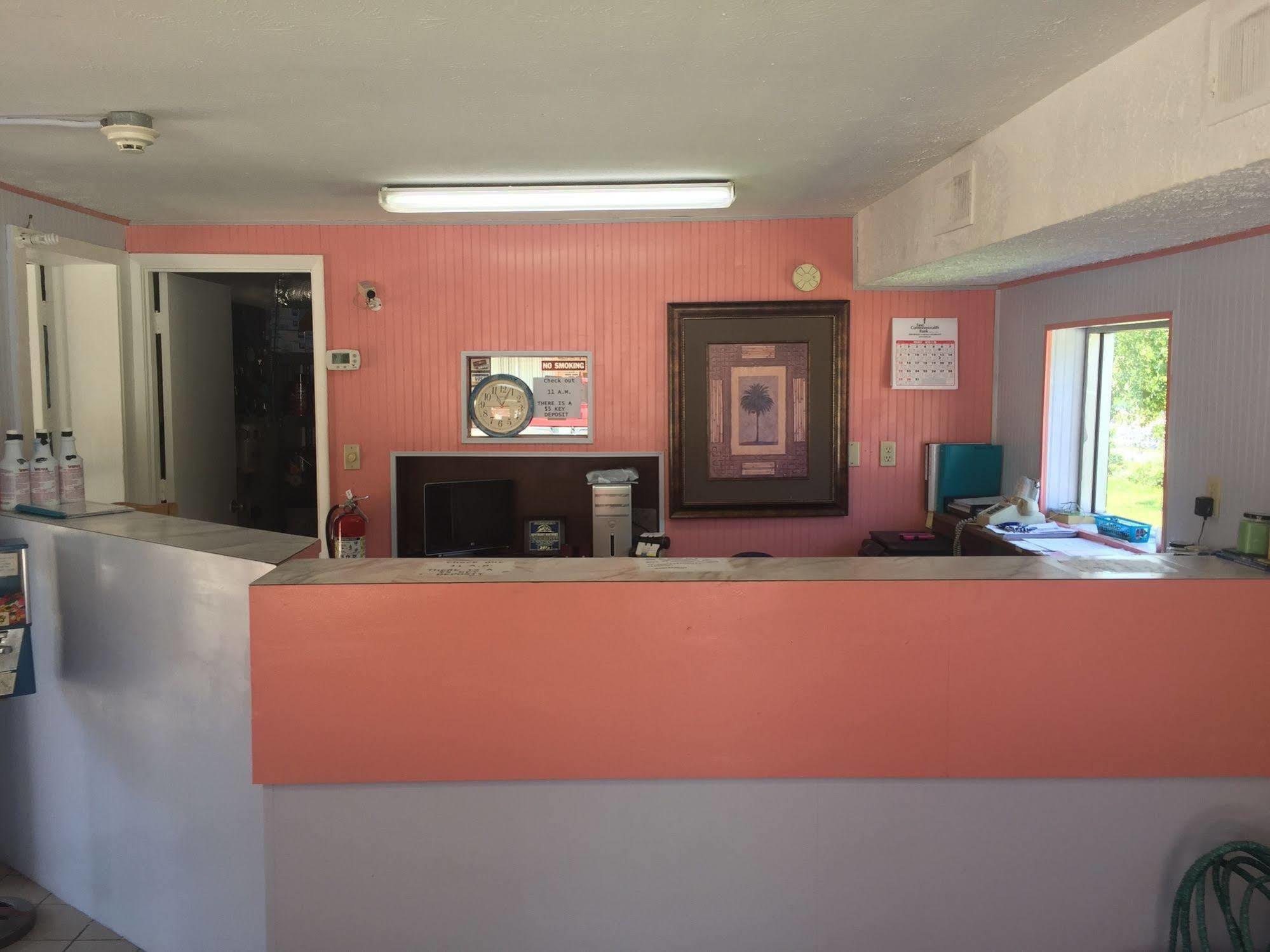 פייקוויל Daniel Boone Motor Inn מראה חיצוני תמונה